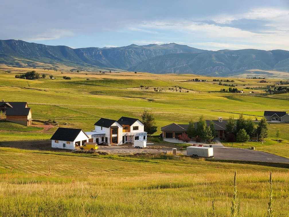 Why Build a Custom Home in Sheridan, Wyoming?