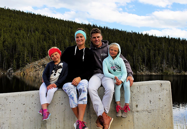 Drew Homola and family on vacation