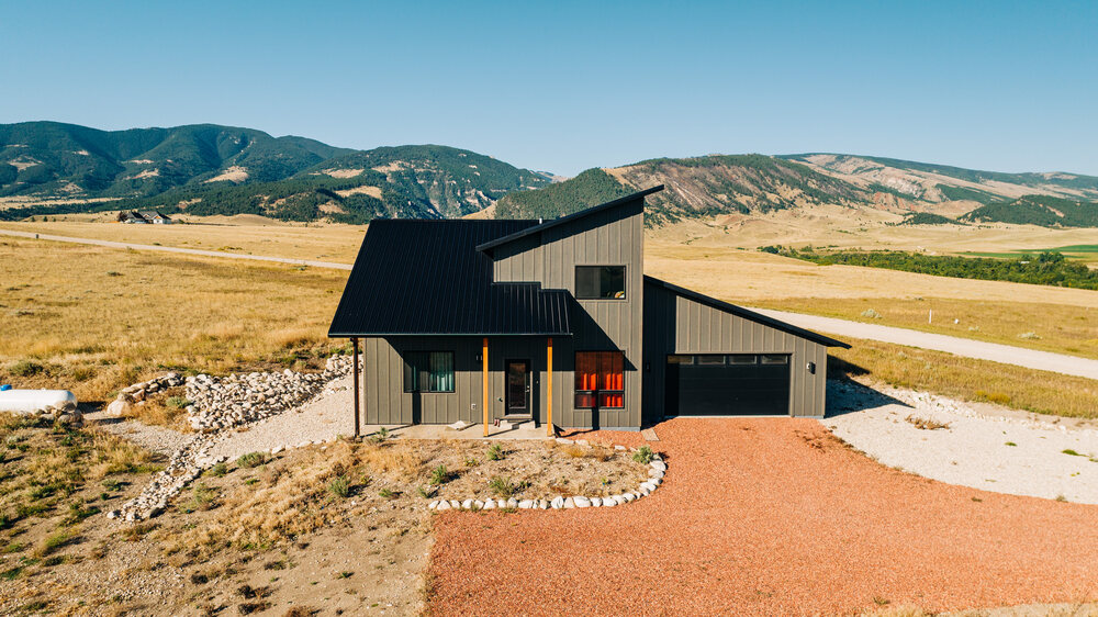 uniquely designed custom home in wyoming (1)