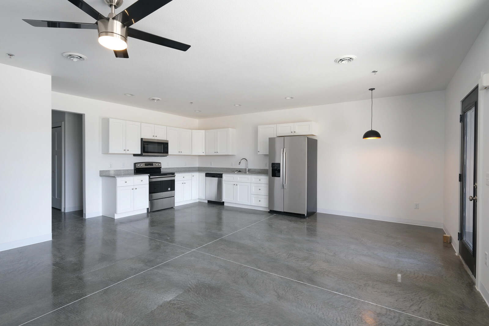 white custom home kitchen in wyoming